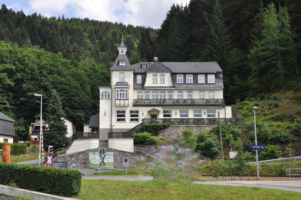 Flair-Hotel Waldfrieden Oberweißbach Kültér fotó