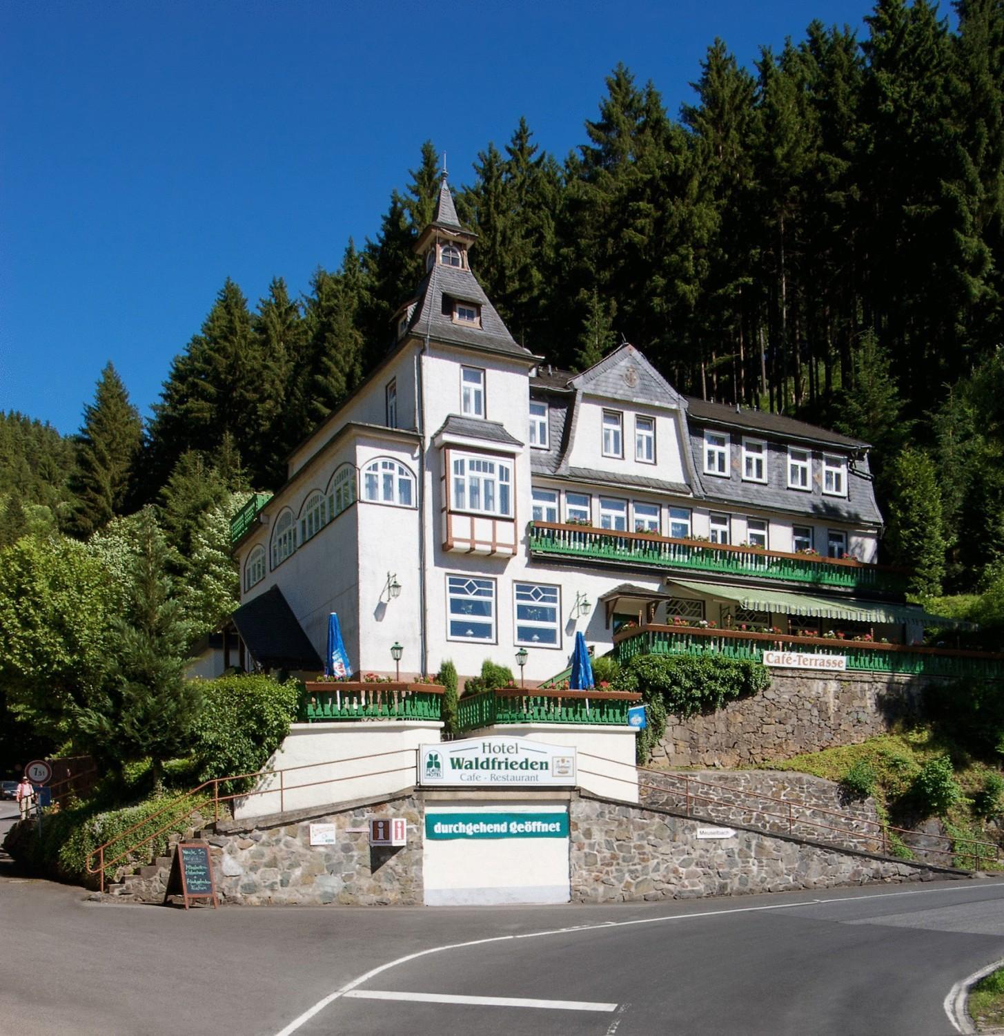 Flair-Hotel Waldfrieden Oberweißbach Kültér fotó