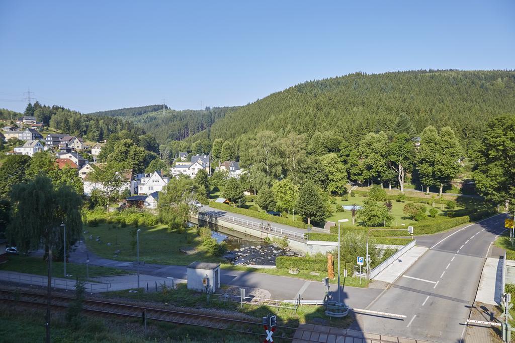 Flair-Hotel Waldfrieden Oberweißbach Kültér fotó