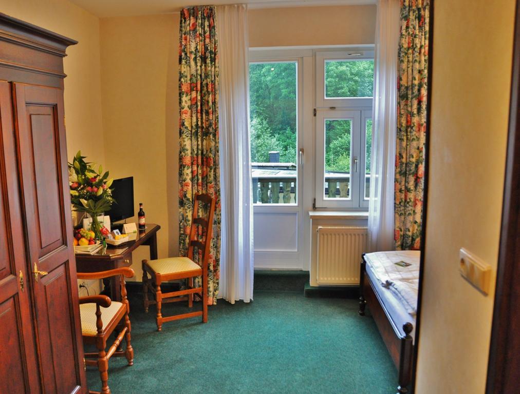 Flair-Hotel Waldfrieden Oberweißbach Kültér fotó